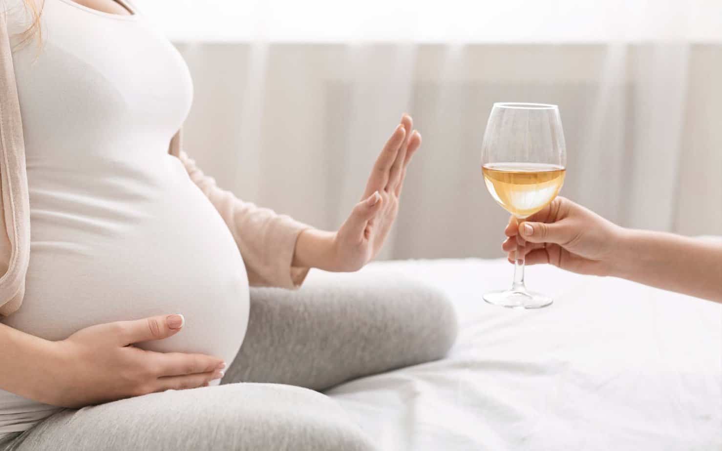 Redditor Viral Giving "Pregnant" Woman Nonalcoholic Drinks