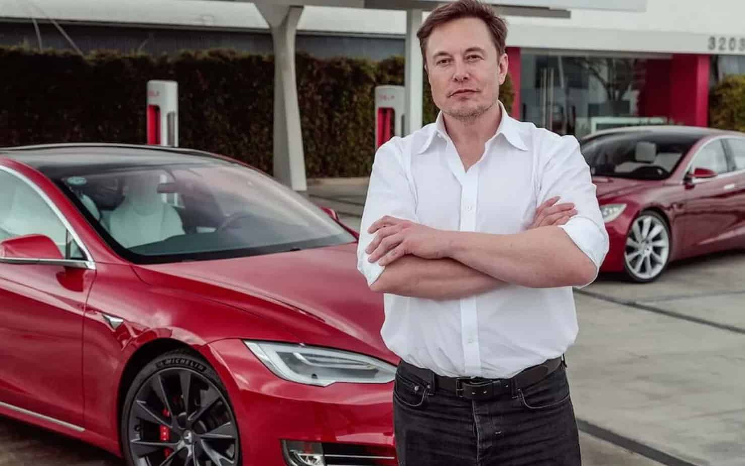 Donald Trump Supports Tesla/Elon Musk in Tesla Factory Dispute